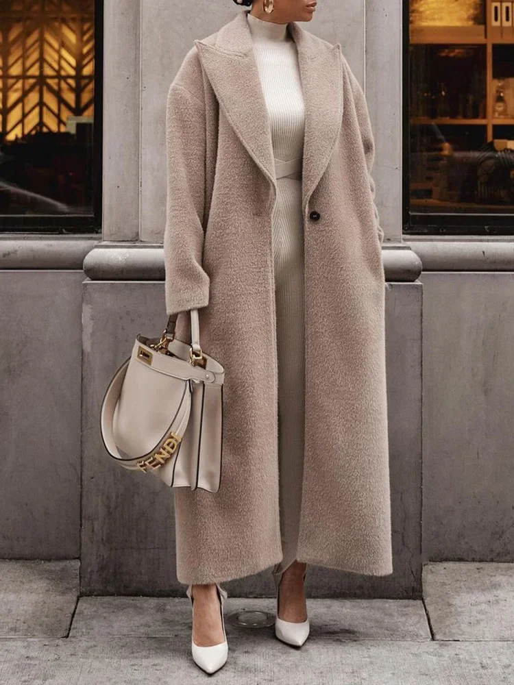 Christy | Women's Oversized Coat - Image 3