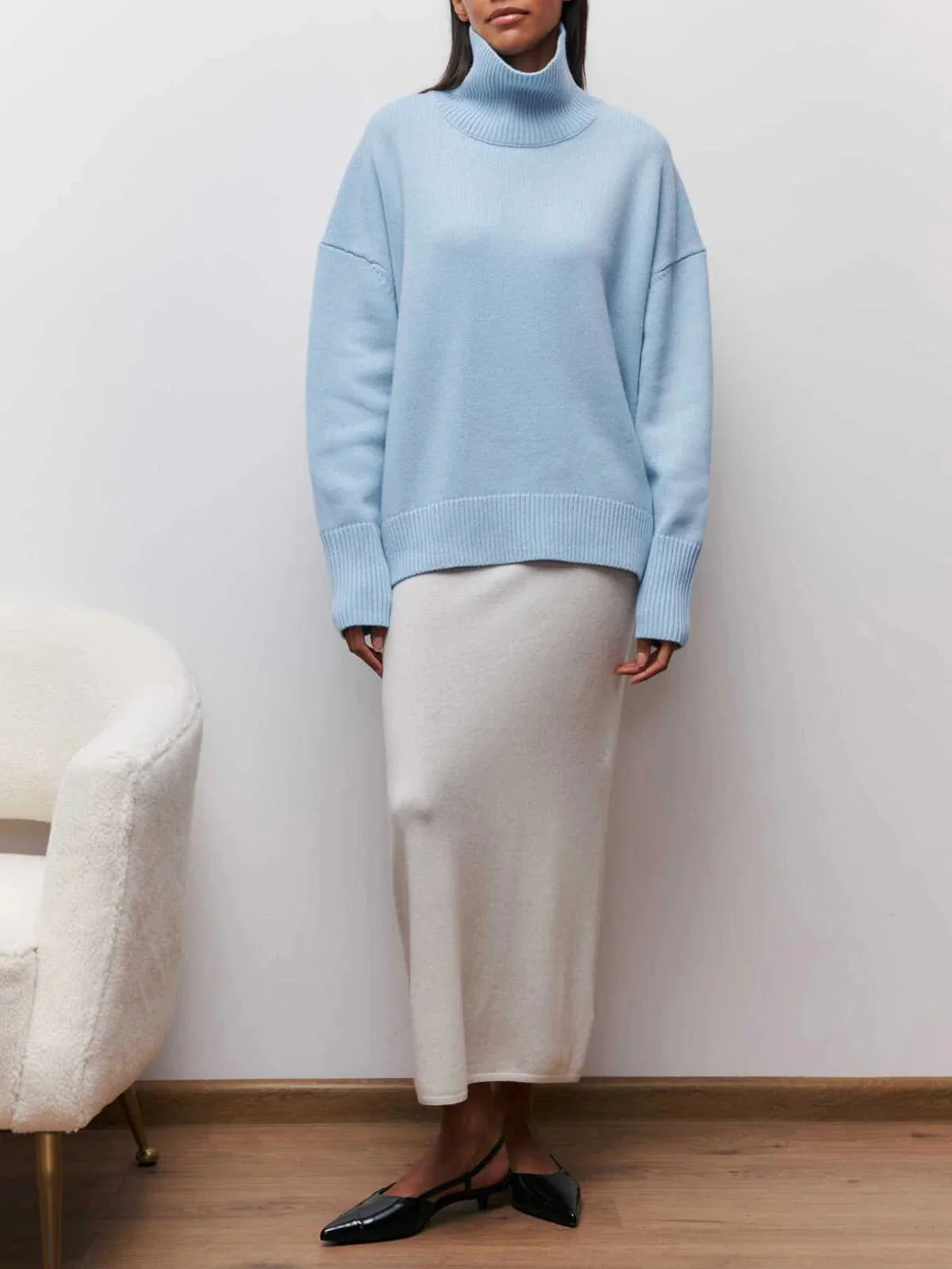 Colleen | Women's Oversized Turtleneck Sweater - Image 4
