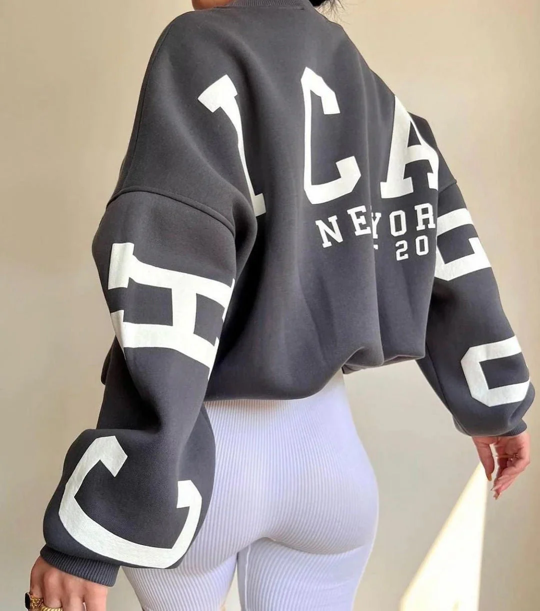 Donna | Women's Oversized Crewneck Sweatshirt - Image 3