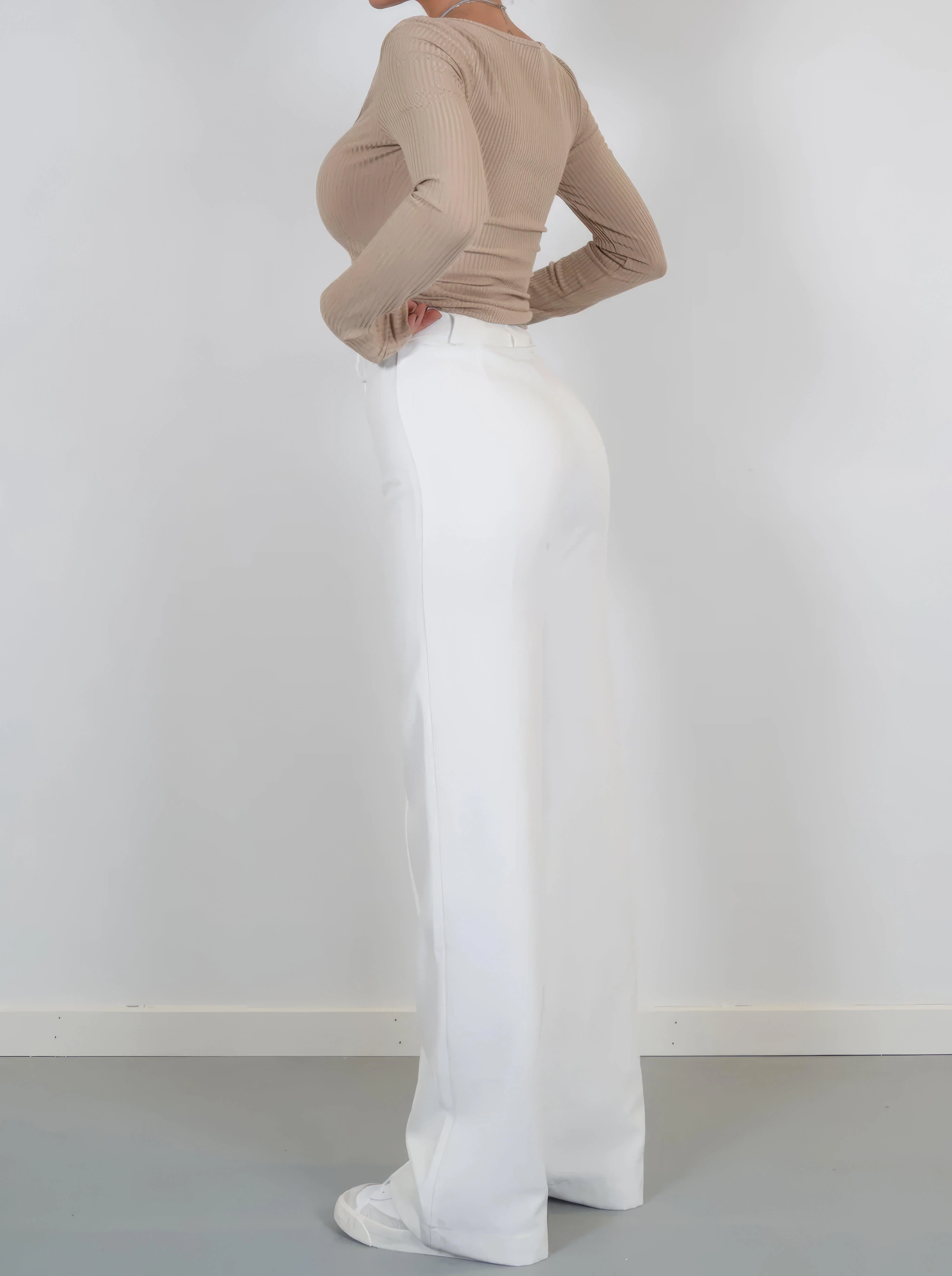Faith | Elegant High-Waisted Wide-Leg Trousers - Image 4